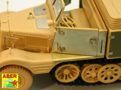 35 149 - Sd.Kfz. 11/4 Nebelkraftwagen - (AFV Club model) - 24