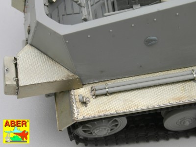 35 180 - Sturer Emil - (Trumpeter model) - 24