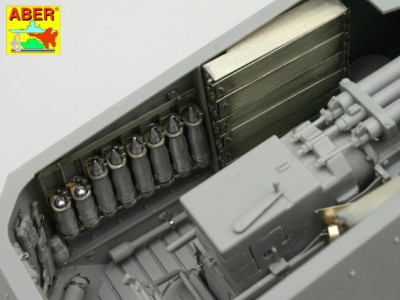 35 180 - Sturer Emil - (Trumpeter model) - 14