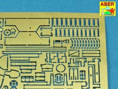 Sd.Kfz.18  Pz.Kpfw.VI Ausf.E Tiger I (s.PzAbt. 501 in Tunisia) - 11