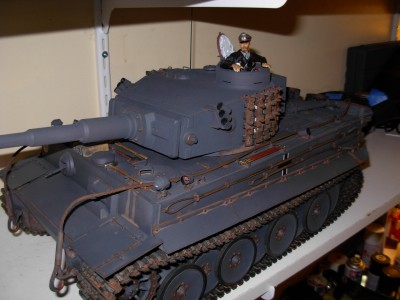 16 K01 -Pz.kpfw. VI, Tiger I, Ausf.E-model Tamiya made by Kevin Henderson - 22