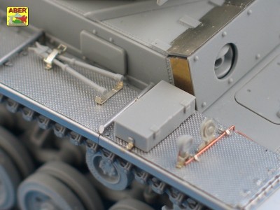 35 217 - Pz.Kpfw III (new model) - (Dragon model) - 9