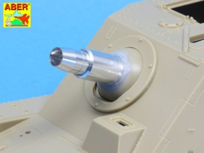 Lufa 15cm StuH 43 do działa pancernrgo Stu.Pz. IV BRUMBAR późny - 12