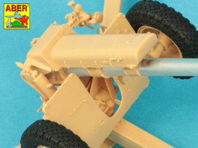 Lufa do radzieckiej 122mm  haubicy D-30 również używanej na podwoziu syryjskiego czołgu T-34 - 5
