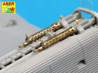 A32 040 -German 7,9mm lMG 08/15 Spandau WWI aircraft machine guns 1:32 - 2