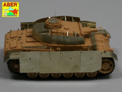 Niemiecki czołg średni Pz. Kpfw. III Ausf. N (Sd. Kfz.141) - 11