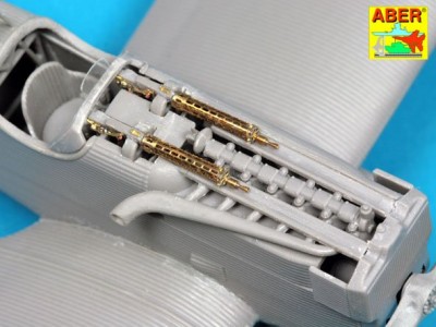 A32 040 -German 7,9mm lMG 08/15 Spandau WWI aircraft machine guns 1:32 - 10