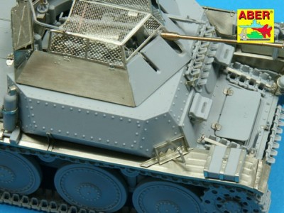 Aufklarungpanzer 38(t) Sd.Kfz.140/1 - 19