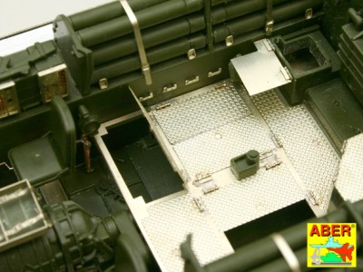 35 151 - Amerykański niszczyciel czołgów M-10 - (Academy model) - 11