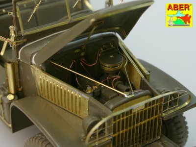 GMC 2½ ton U.S. cargo truck - open cabin - 37