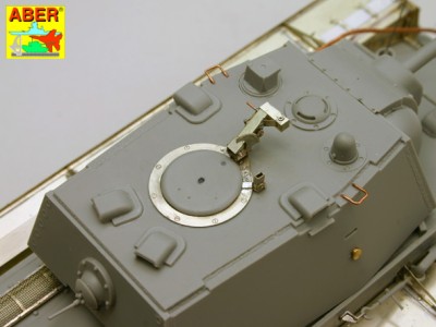 35 190 - Soviet Heavy Tank KV-1 (Trumpeter model) - 16