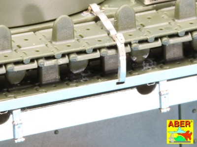 35 258 - Radziecki lekki czołg BT-7 -wersja z 1937--(Tamiya model) - 10