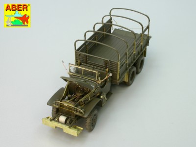 GMC 2½ ton U.S. cargo truck - open cabin - 3