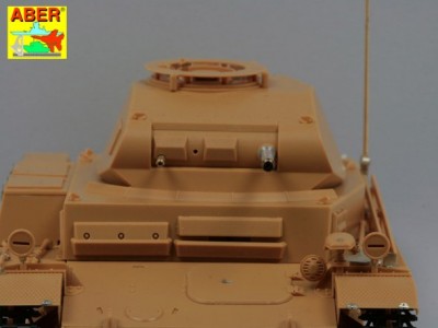 24 T01 -Panzerkampfwagen IIF  - (Asuka/Tasca model) - 14