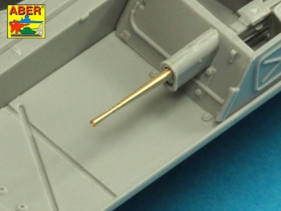 Uzbrojenie do rosyjskiego czołgu T-54-1: 1x100mm D-10T, 3x7,62 mm SGMT km - 11