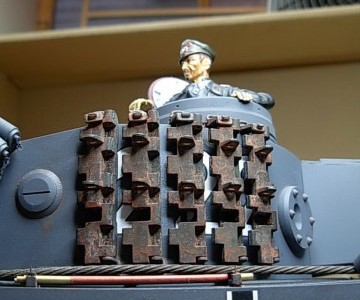 16 K01 -Pz.kpfw. VI, Tiger I, Ausf.E-model Tamiya made by Kevin Henderson - 7