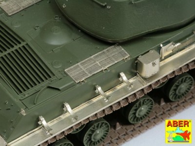 35 219 - Radziecki ciężki czołg IS-2 -(Tamiya model) - 15