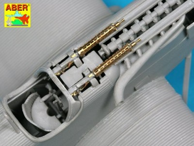 A32 040 -German 7,9mm lMG 08/15 Spandau WWI aircraft machine guns 1:32 - 3