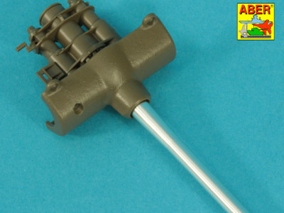 U.S. 90 mm M3 barrel with thread protector for tank destroyer M36 - 4