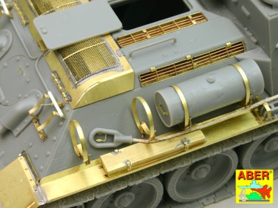 Radziecki niszczyciel czołgów SU-85M i SU-100 - 9