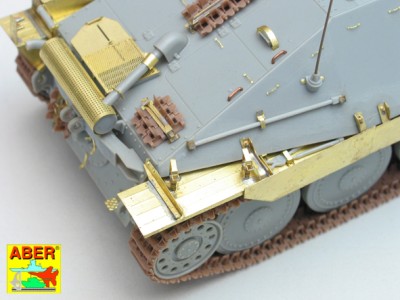 35 112 -Sd.Kfz. 138/2 "Hetzer" early - (Dragon model) - 13