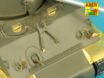 35 032 + A34 - Sherman M4A3E8 - (Asuka/Tasca model) - 9